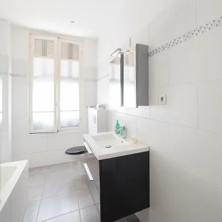 Welkeys - Mossa Appartement Nice